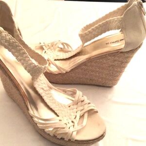 NWT~MOSSIMO Beige Strappy Wedge Espadrilles Women's Casual Summer Heels~11